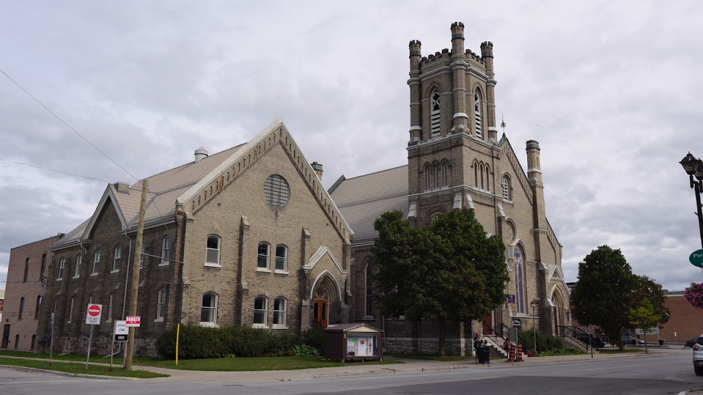 Saint Andrews Presbyterian Church | 40 William St N, Lindsay, ON K9V 4A1, Canada | Phone: (705) 324-4842