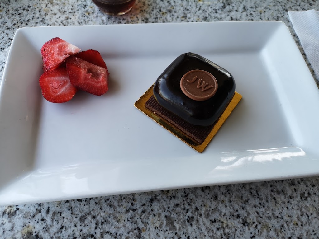 JW Patisserie | 9140 Leslie St, Richmond Hill, ON L4B 3L6, Canada | Phone: (905) 597-3797