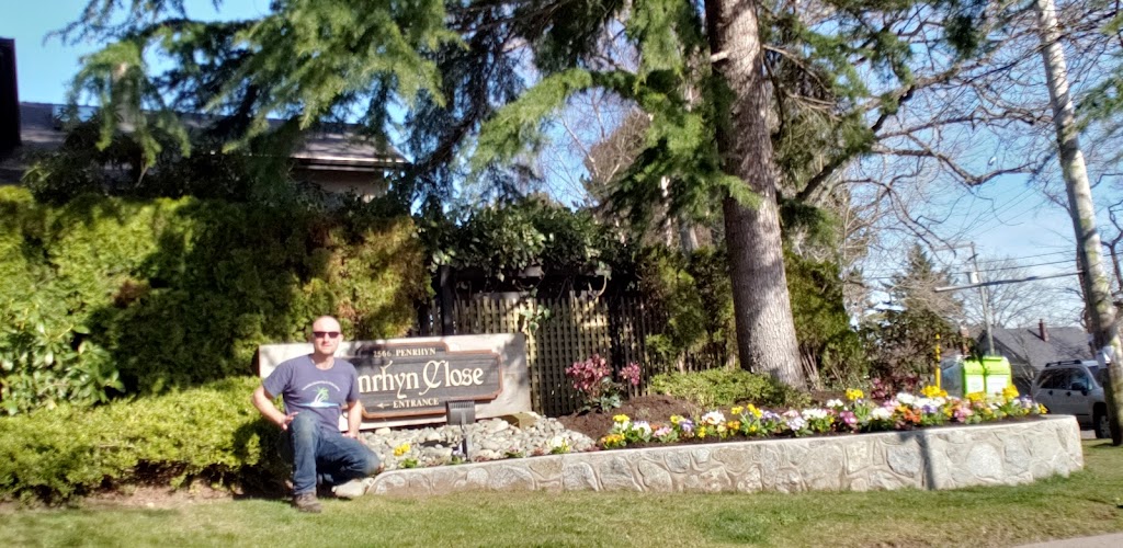 Paradise Gardening and Landscaping | 1547 McRae Ave, Victoria, BC V8P 1G4, Canada | Phone: (250) 857-7869