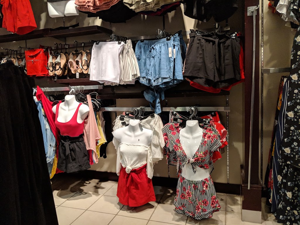 Stitches | 1225 St Marys Rd Unit 34, Winnipeg, MB R2M 5E5, Canada | Phone: (204) 256-4330