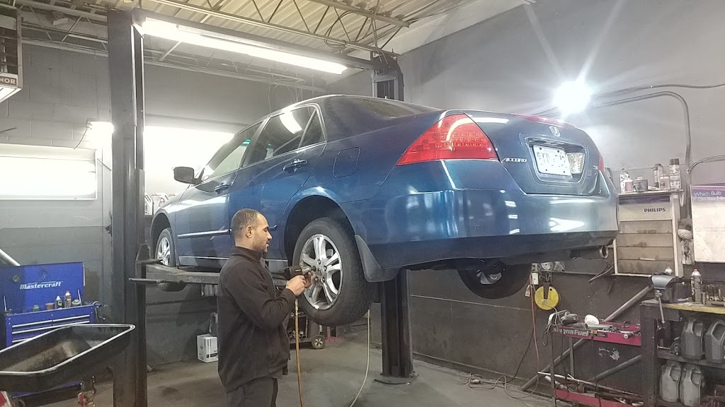 A&A Auto Services | 227 Manitou Dr #7, Kitchener, ON N2C 1L4, Canada | Phone: (519) 721-1357