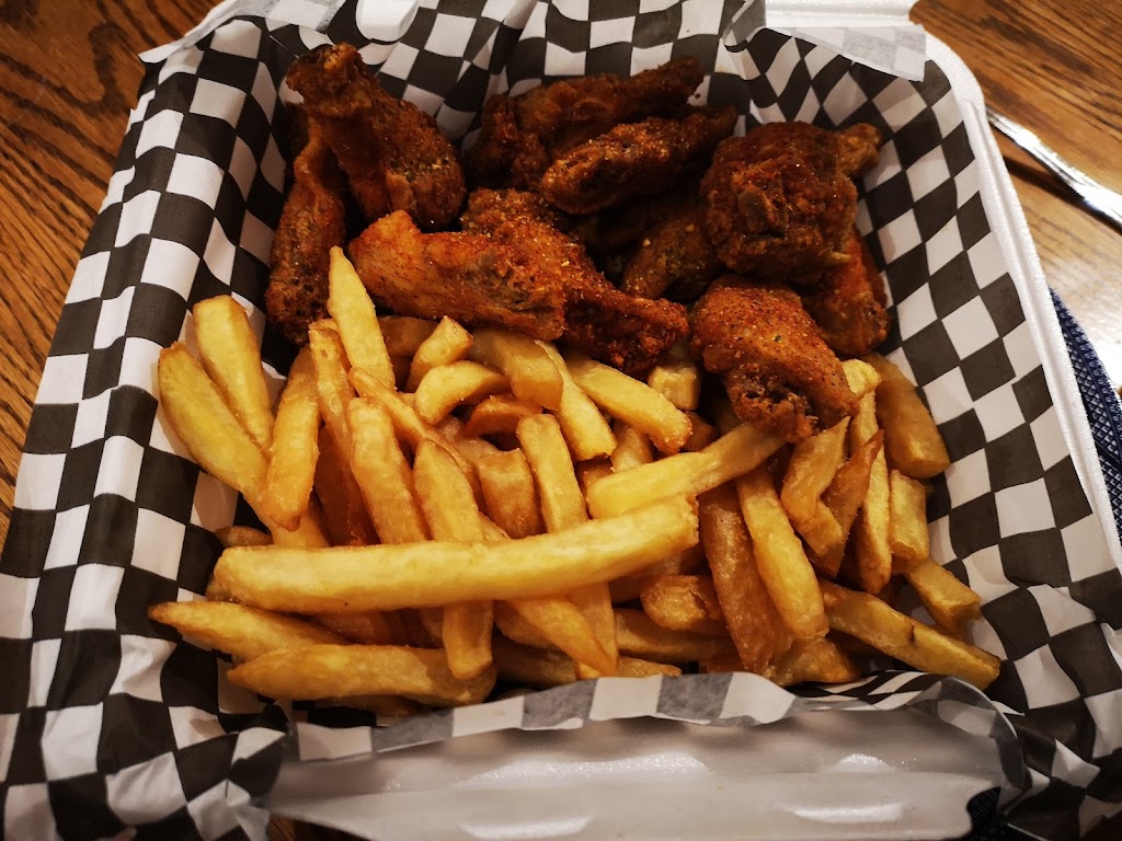 Amazing wings guys | 14011 Old Scugog Rd, Blackstock, ON L0B 1B0, Canada | Phone: (905) 982-0660