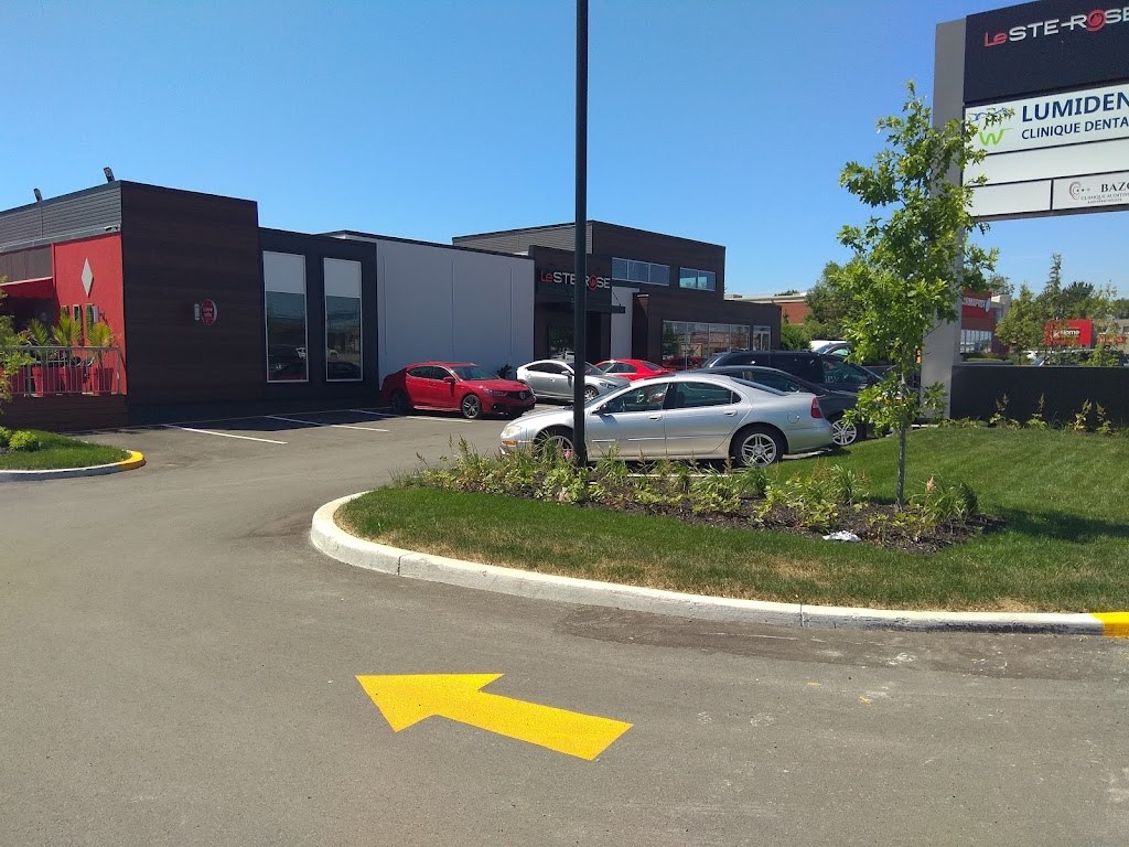 Restaurant & Bar Le Ste Rose | 451 Bd du Curé-Labelle, Fabreville, QC H7P 2P3, Canada | Phone: (450) 625-0707
