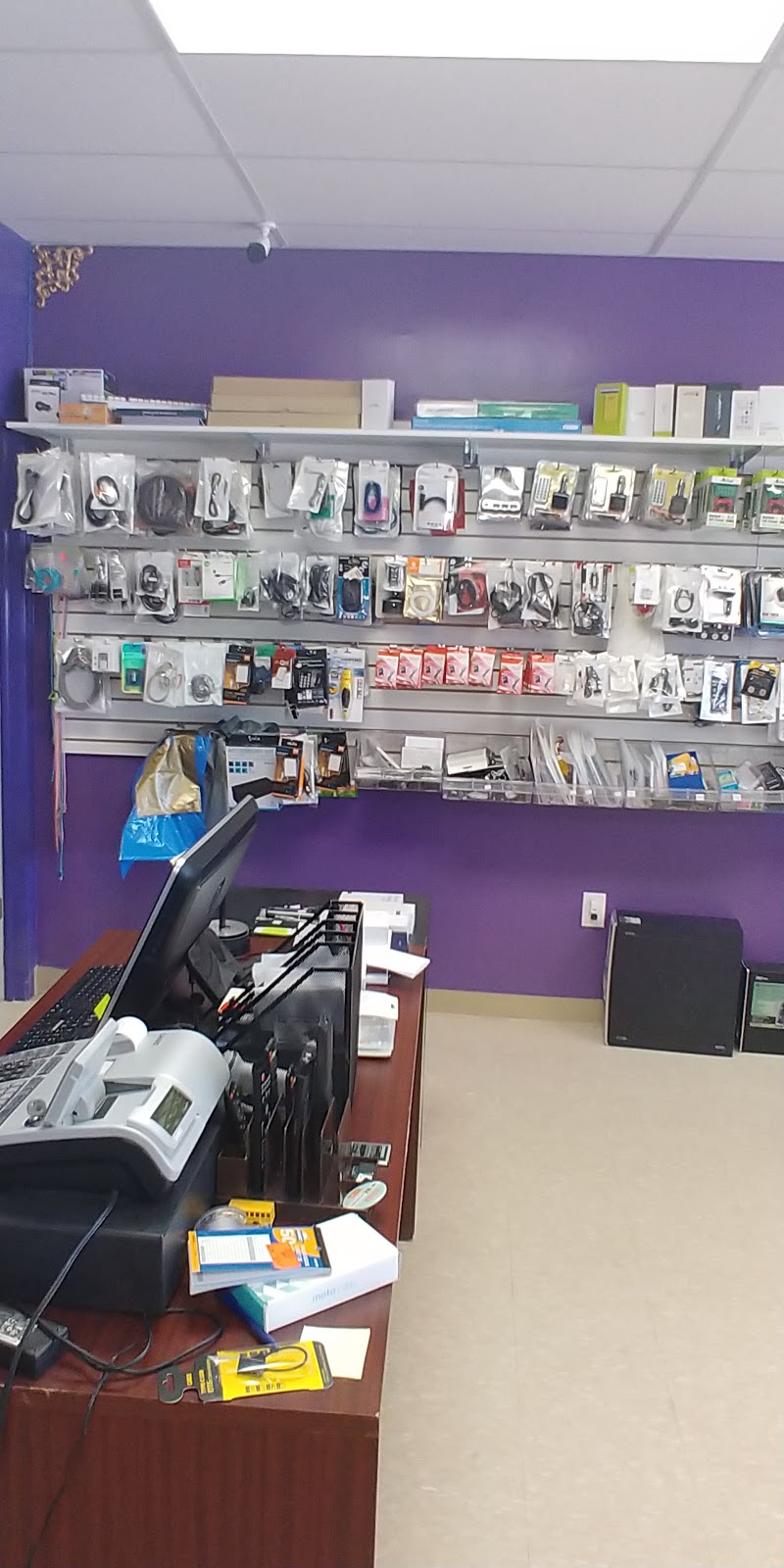 Bradley Shopping Centre | 1401 Ernest Ave, London, ON N6E 2Y8, Canada