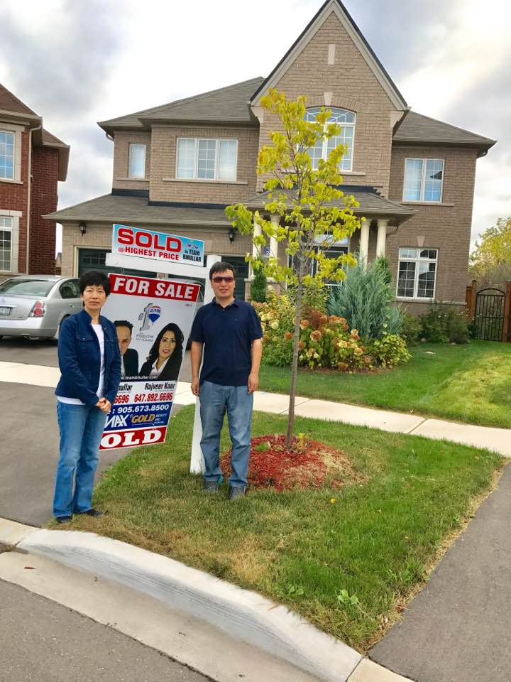 TEAM BHULLAR- RE/MAX | 12 Dufay Rd, Brampton, ON L7A 4A1, Canada | Phone: (647) 892-6696