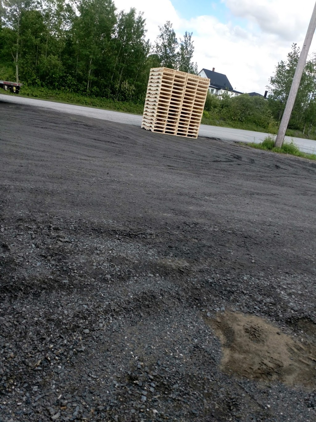 Palettes CMP Inc | 200 Rue du Moulin, Courcelles, QC G0M 1C0, Canada | Phone: (418) 483-5469