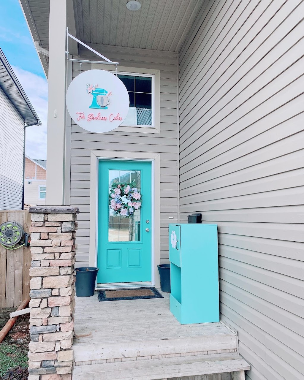 For Goodness Cakes by Jen | Vermont Cl, Blackfalds, AB T0M 0J0, Canada | Phone: (403) 550-4952