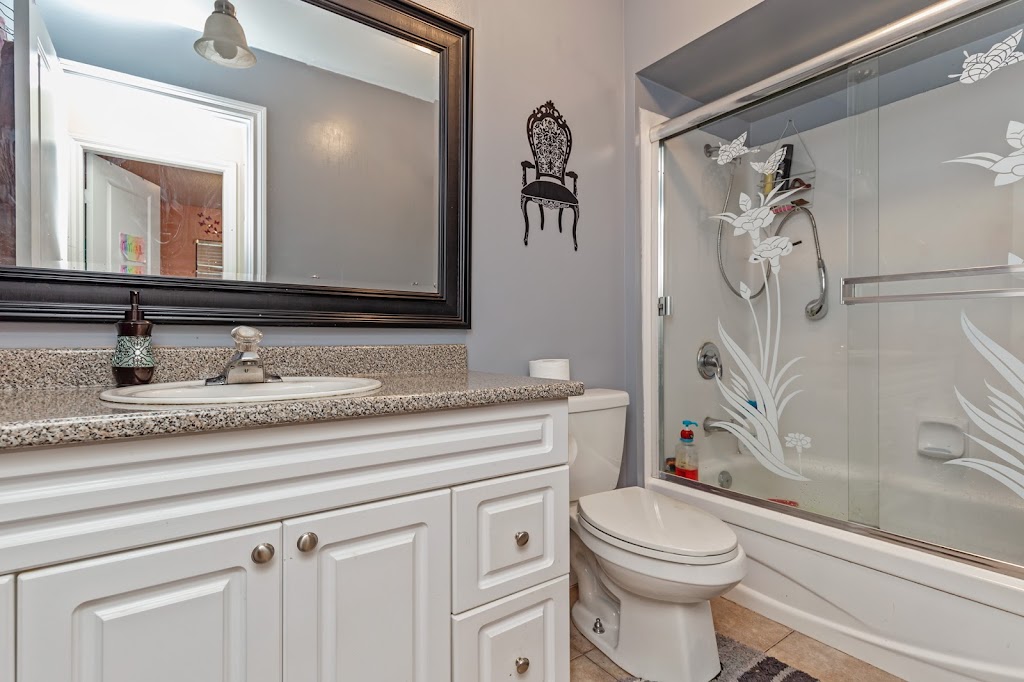 Sukhman Rai Realtor | 3033 Immel St, Abbotsford, BC V2S 6S2, Canada | Phone: (604) 621-5996