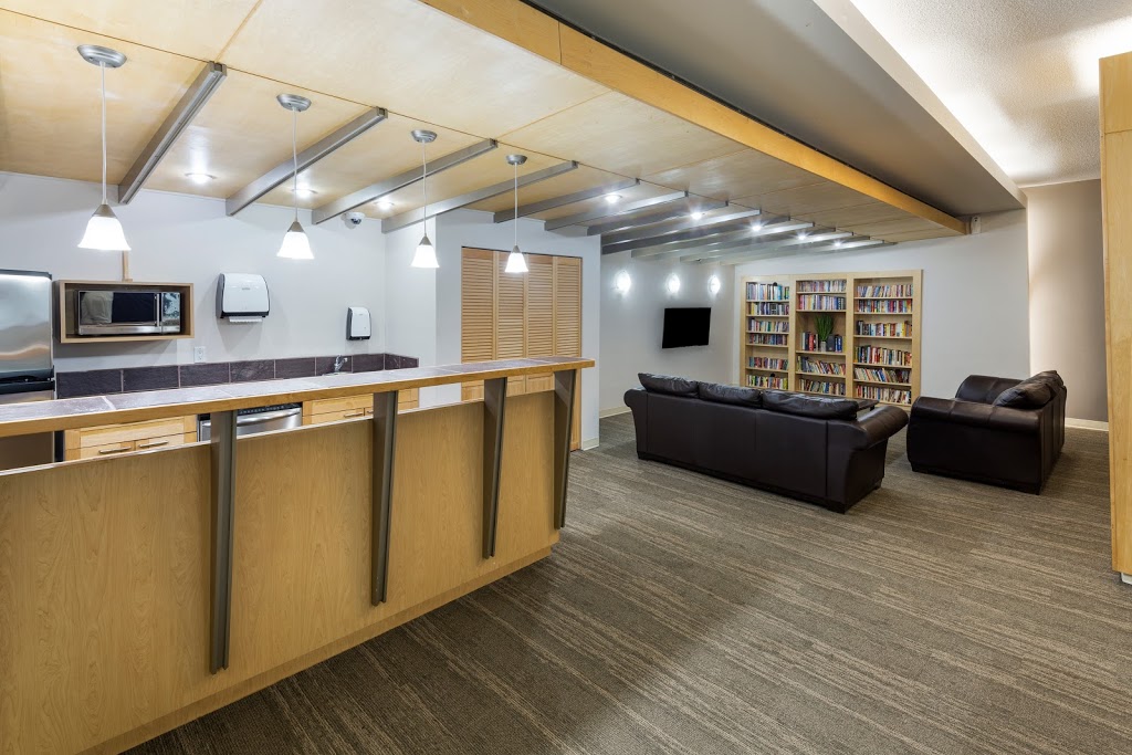 Parkview Towers | 4769 Hazel St, Burnaby, BC V5H 1S7, Canada | Phone: (604) 634-0944