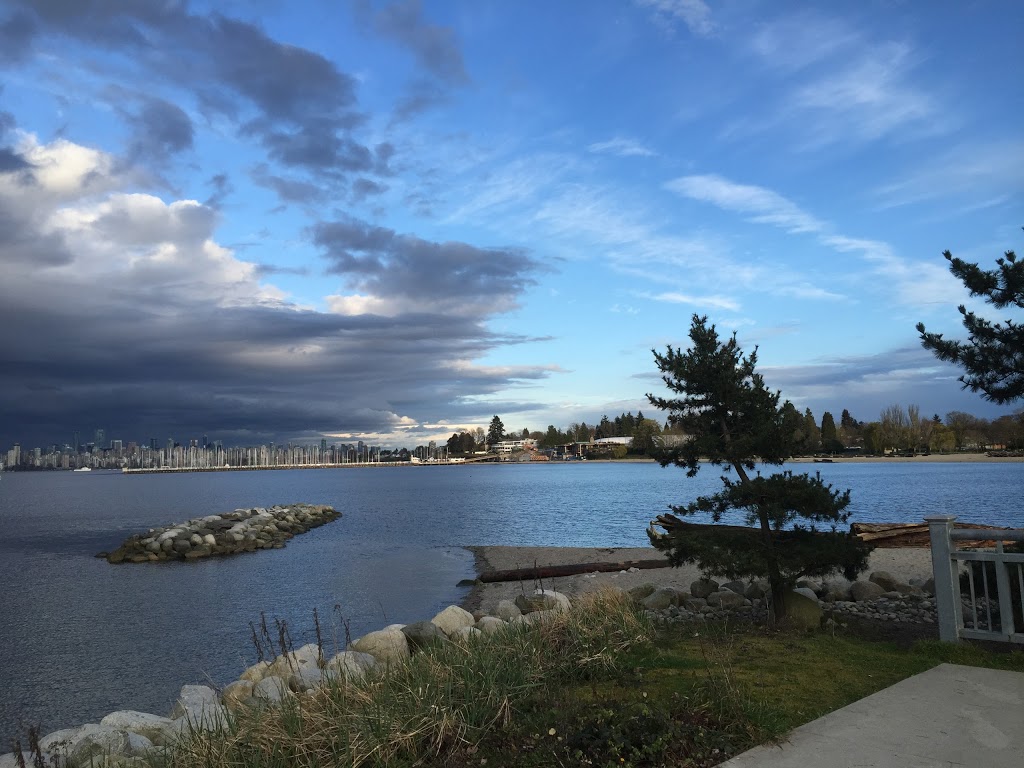 Jericho Beach Park | 3941 Point Grey Rd, Vancouver, BC V6R 1B5, Canada | Phone: (604) 873-7000