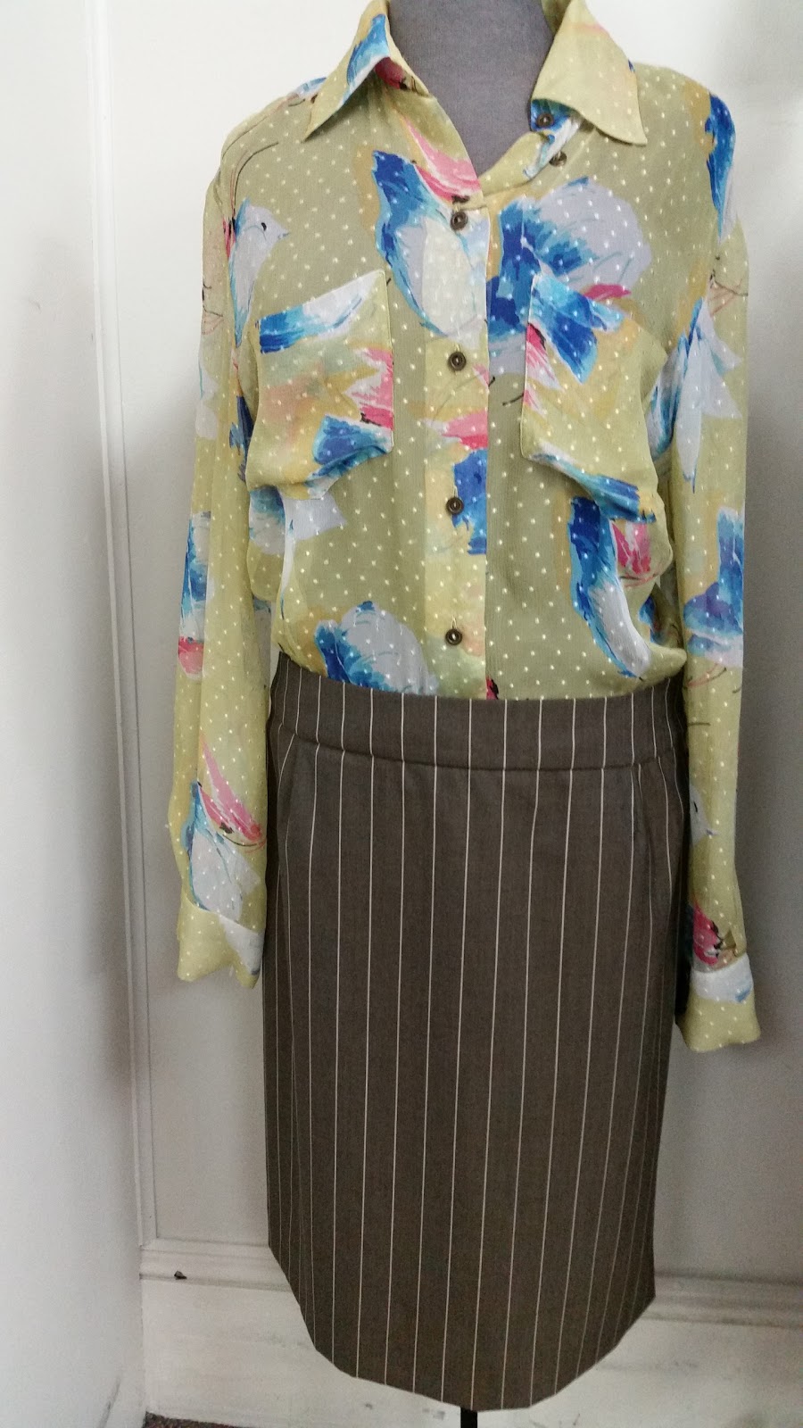 The Clothes Secret | 1136 Bank St, Ottawa, ON K1S 3X6, Canada | Phone: (613) 730-9039