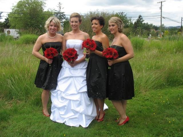 Cinderella Bridal Show | 21628 48 Ave, Langley City, BC V3A 3M8, Canada | Phone: (604) 533-5569