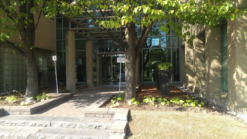 HK Dental Centre | 3190 Steeles Ave E #100, Markham, ON L3R 1G9, Canada | Phone: (905) 513-8388