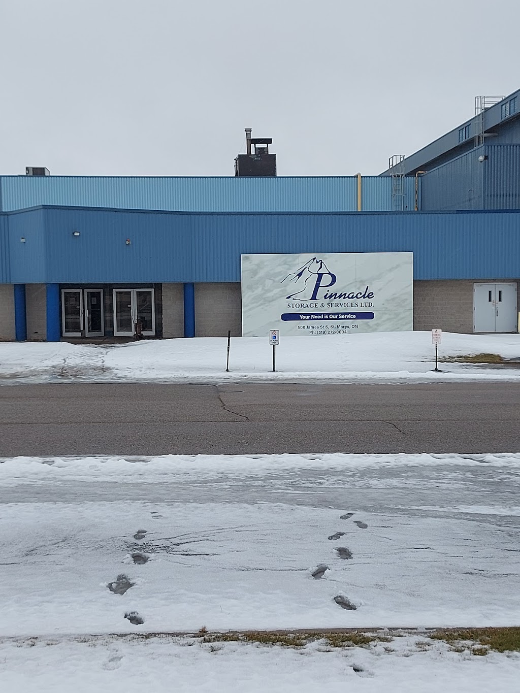 Pinnacle Storage and Services Ltd | 500 James St S, St. Marys, ON N0M, Canada | Phone: (519) 272-0004