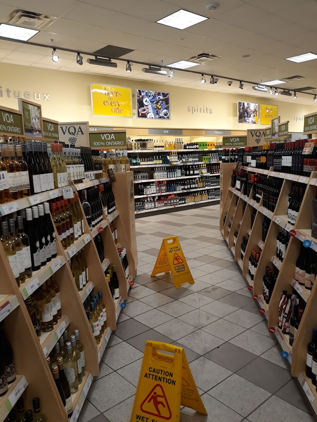 LCBO | 1385 Carling Avenue Hampton Park Plaza, Ottawa, ON K1Z 7L6, Canada | Phone: (613) 728-6746
