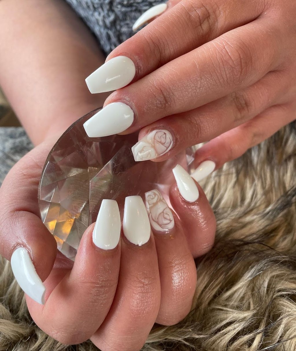 Mimi Nails | 341 Geneva St, St. Catharines, ON L2N 2G3, Canada | Phone: (905) 934-1776