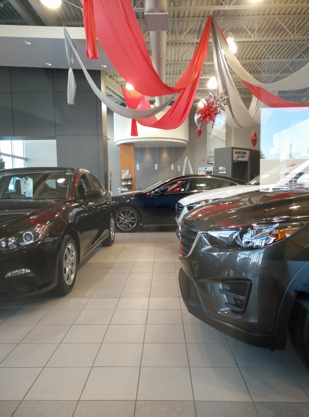 Longueuil Mazda | Mazda dealer | 60 Boulevard Roland-Therrien, Longueuil, QC J4H 3V8, Canada | Phone: (450) 928-2000