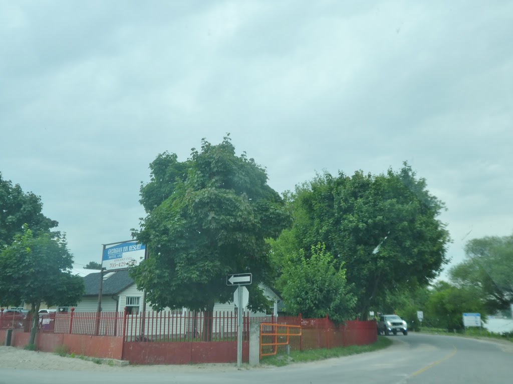 Georgian Inn & Suites | 21 Spruce St, Wasaga Beach, ON L9Z 2K3, Canada | Phone: (705) 429-2319