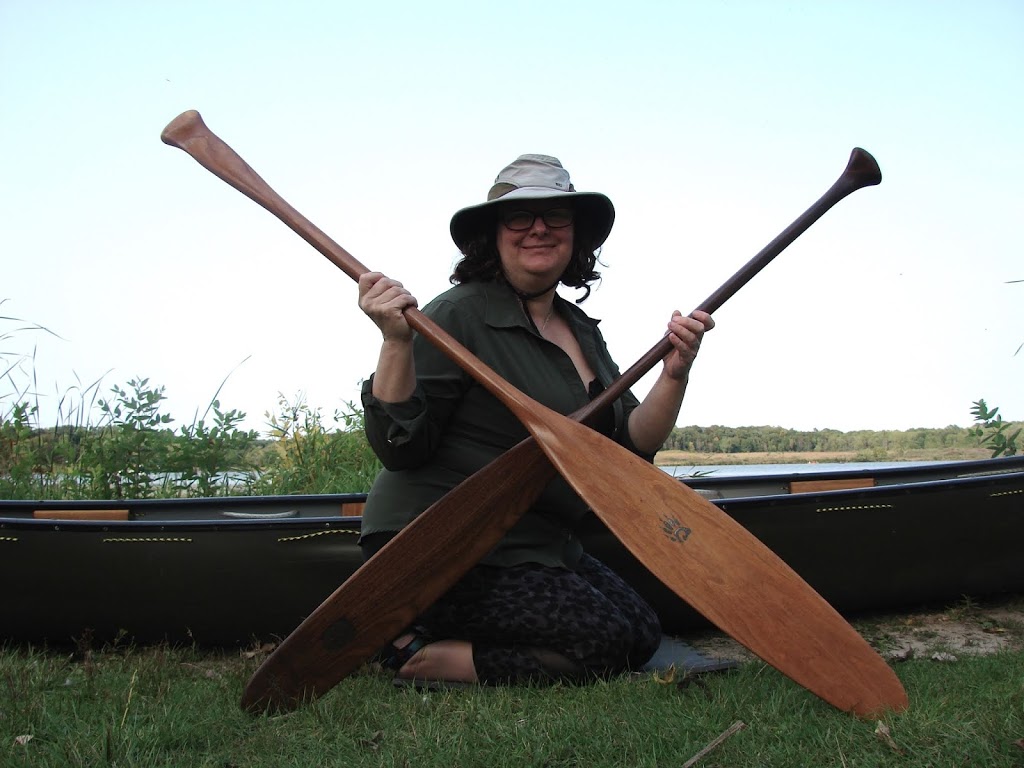 Badger Canoe Paddles... for those who dig the water. | 4296 Ravenscliffe Rd, Huntsville, ON P1H 2J2, Canada | Phone: (705) 783-6016