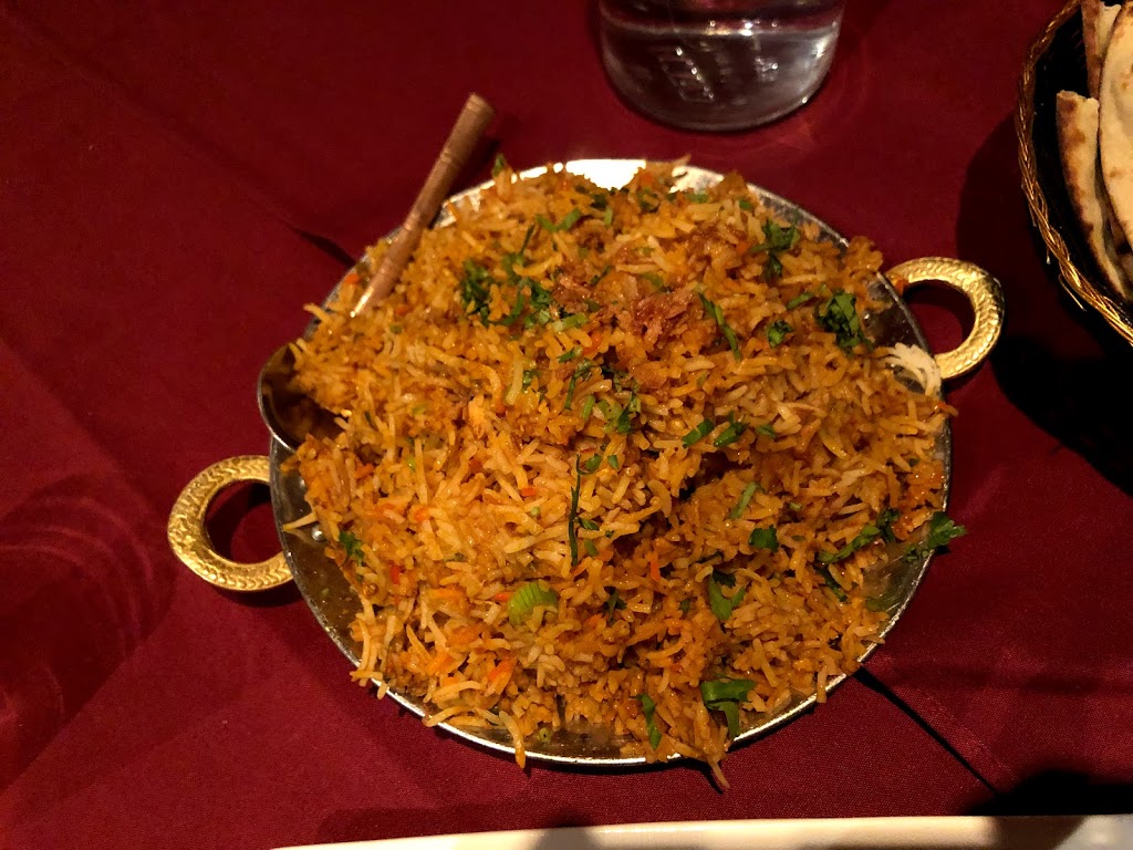 Tandoori Bellevue | 67 Rue Sainte-Anne, Sainte-Anne-de-Bellevue, QC H9X 1L5, Canada | Phone: (514) 457-4141