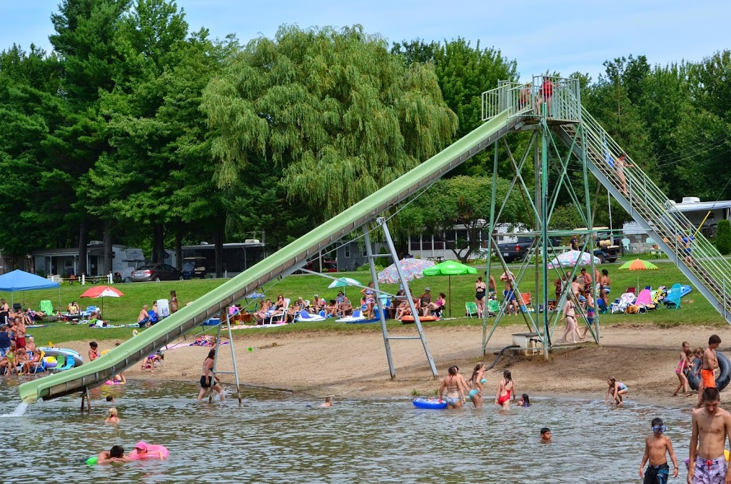 Camping Grégoire | 347 Route 221, Lacolle, QC J0J 1J0, Canada | Phone: (450) 246-3385