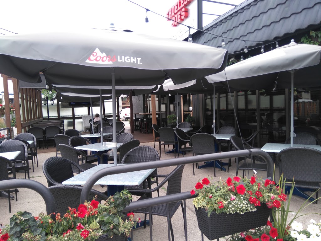 Shoeless Joes | 367 Guelph St, Georgetown, ON L7G 4B6, Canada | Phone: (905) 873-3157