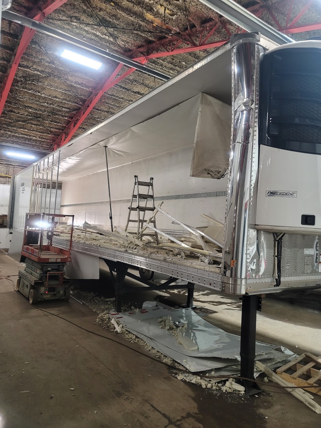 BK Truck and Trailer services Ltd | 7130 Pacific Cir, Mississauga, ON L5T 2A6, Canada | Phone: (647) 515-1337