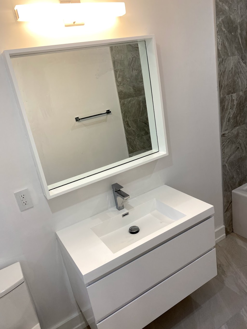 Nnl renovation | 88 Nelson Cir, Newmarket, ON L3X 1R2, Canada | Phone: (647) 871-8383