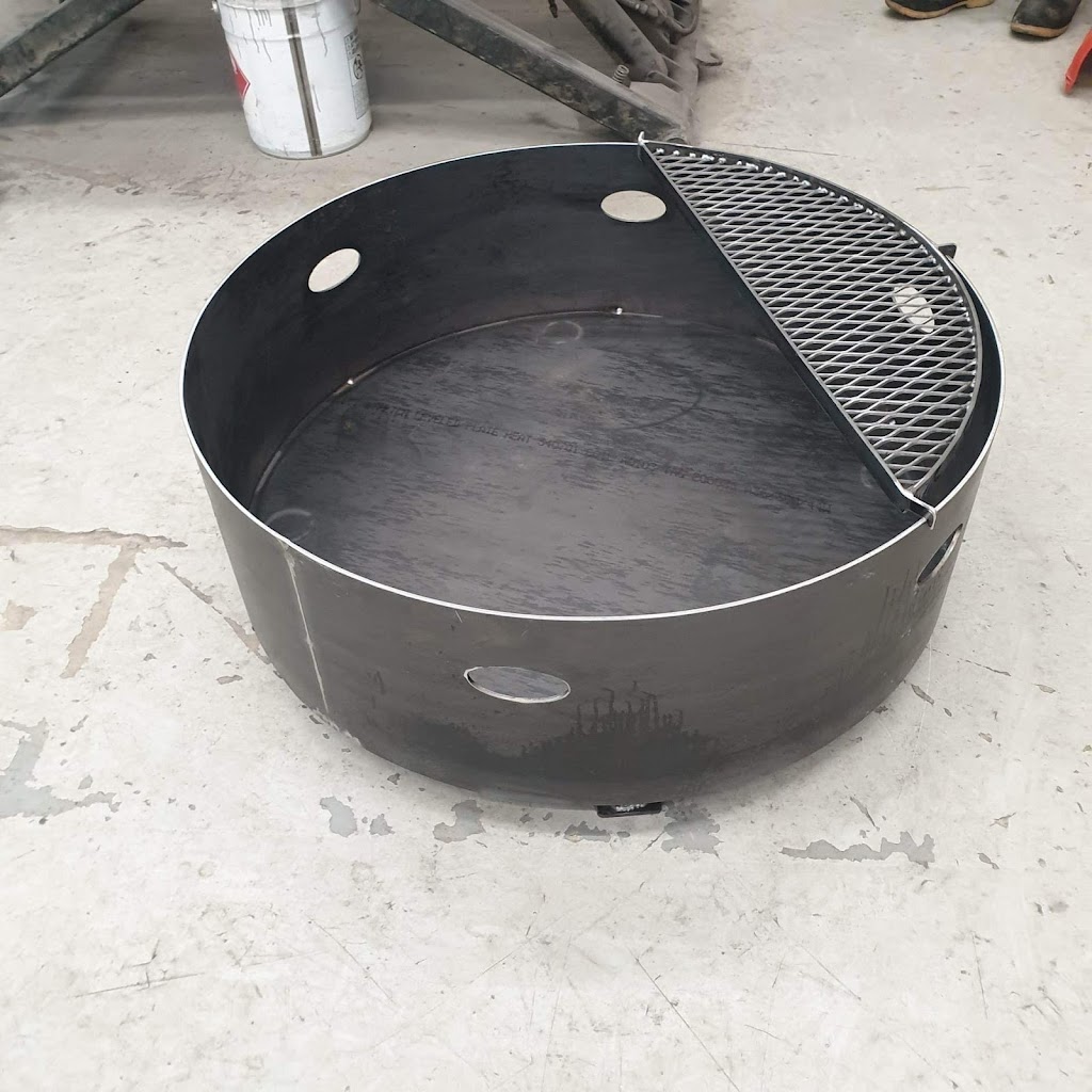 Ravenhead Fabrication Services Ltd | 125 Industrial 1 Rd #2, Athalmer, BC V0A 1A0, Canada | Phone: (250) 341-5214