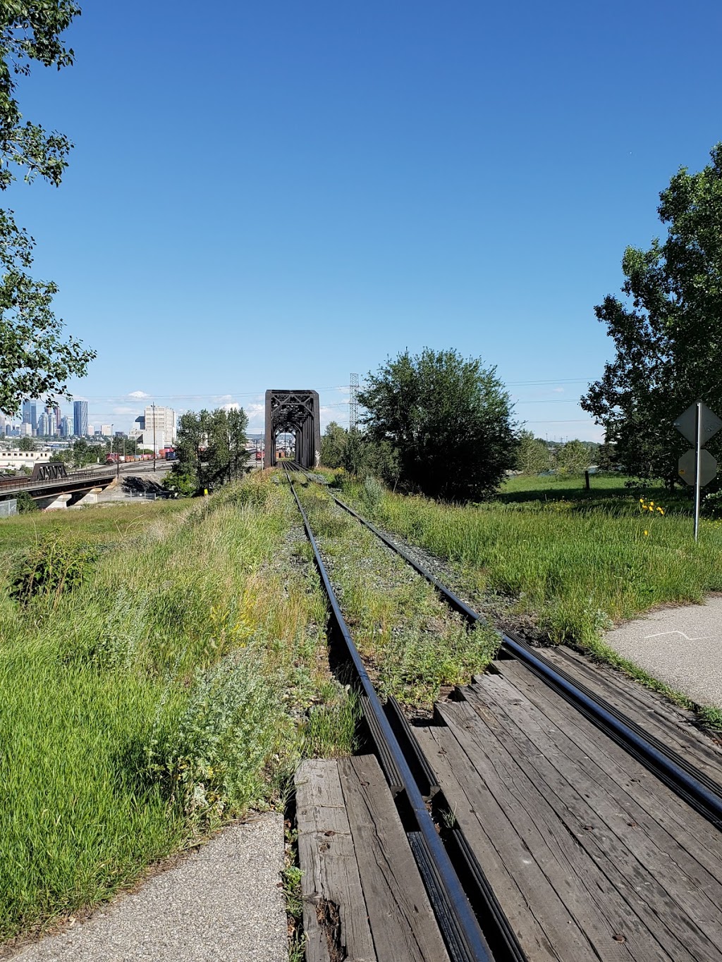 valleyview park viewdeck #2? | Dover, Calgary, AB T2B, Canada