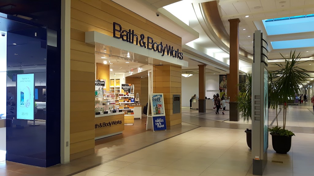 Bath & Body Works | 2960 Kingsway Dr, Kitchener, ON N2C 1X1, Canada | Phone: (519) 894-9102