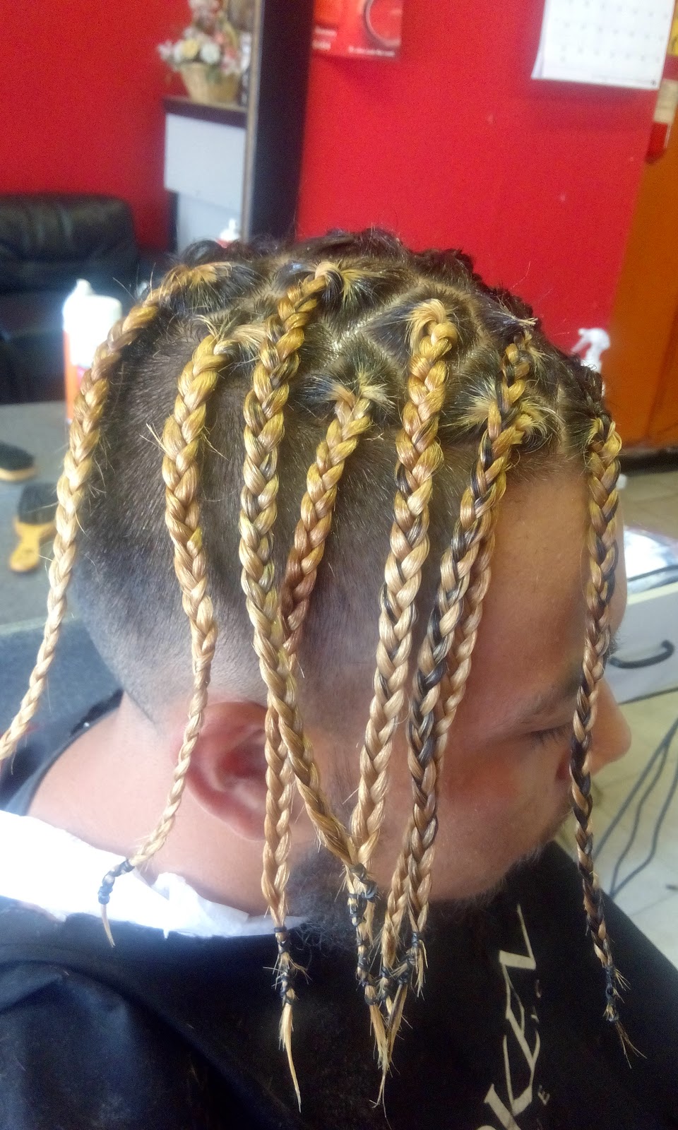 Fantashia Hair Extensions | 2635 Eglinton Ave, York, ON M6M 1T6, Canada | Phone: (416) 654-9788