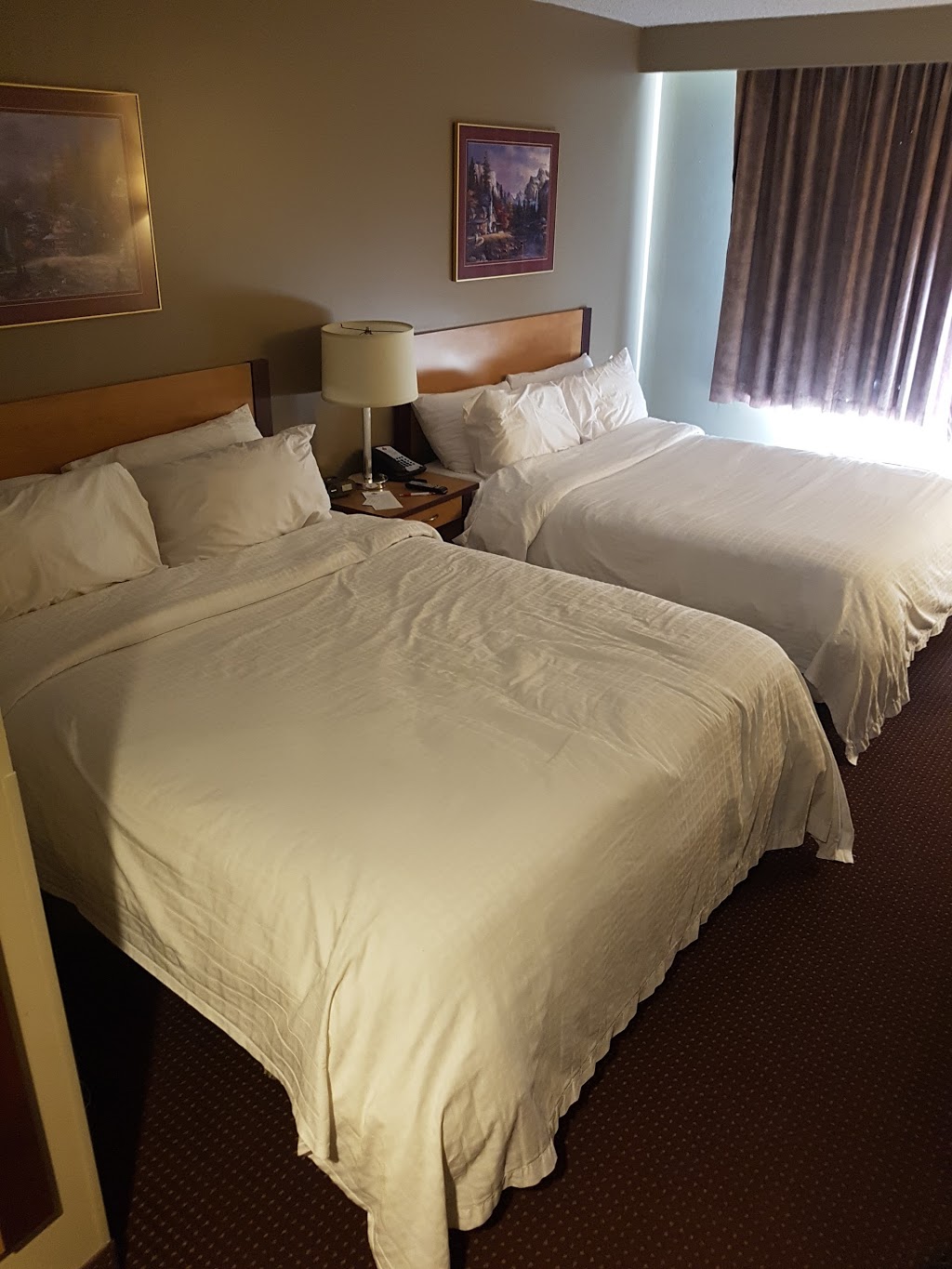 Canad Inns Destination Centre Transcona | 826 Regent Ave W, Winnipeg, MB R2C 3A8, Canada | Phone: (204) 224-1681
