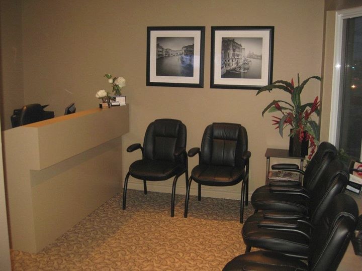 Gleam Smile | 678 Upper James St, Hamilton, ON L9C 2Z6, Canada | Phone: (905) 387-6453