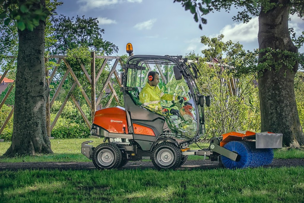 MEK Equipment - Your local Husqvarna dealer | 7006 3rd Ave E, Waldheim, SK S0K 4R0, Canada | Phone: (306) 418-9000