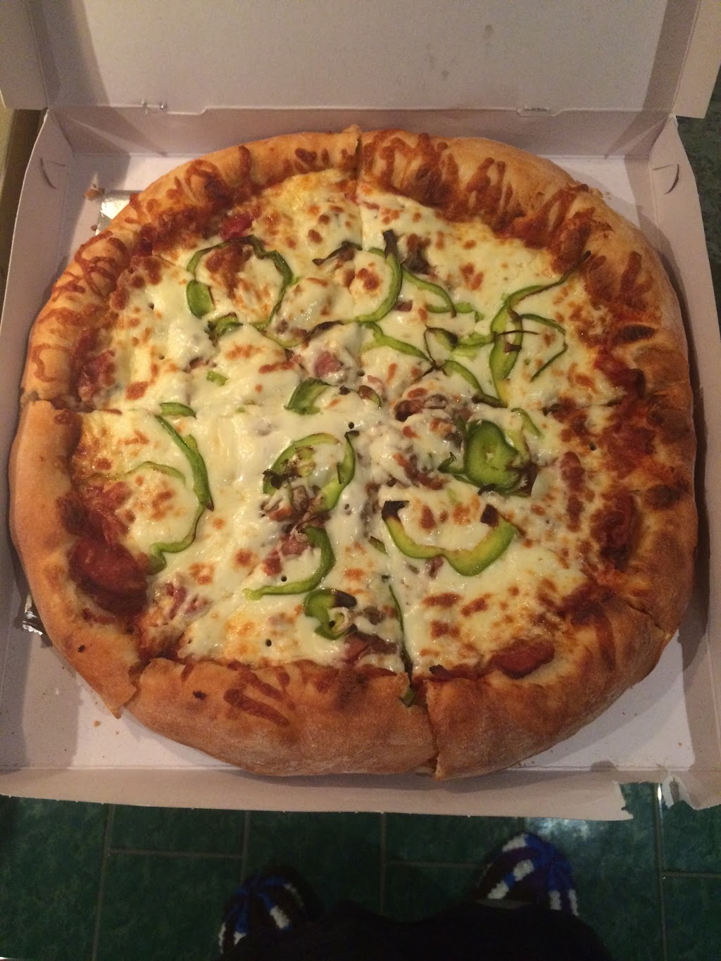Restaurant Pizza Giffard Inc | 2994 Boulevard Sainte-Anne, Québec, QC G1E 3J3, Canada | Phone: (418) 663-6373