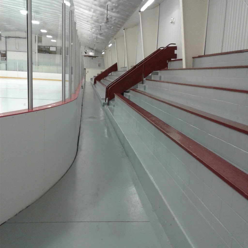 Bewdley Community Centre | 7060 Lake St, Bewdley, ON K0L 1E0, Canada | Phone: (905) 797-2535