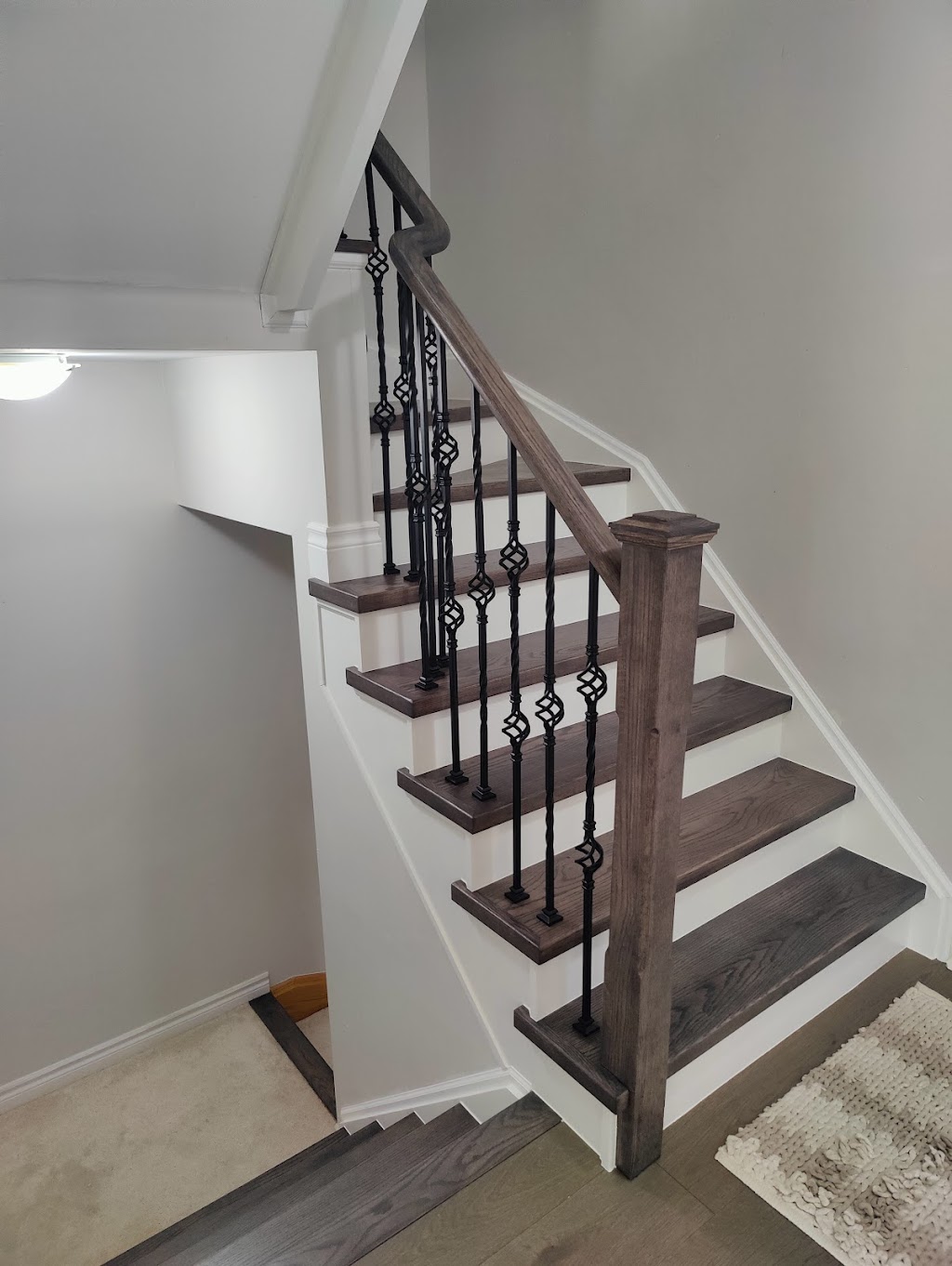 LG Hardwood Flooring | Greenbriar Dr, Oshawa, ON L1G 7J6, Canada | Phone: (289) 988-7989