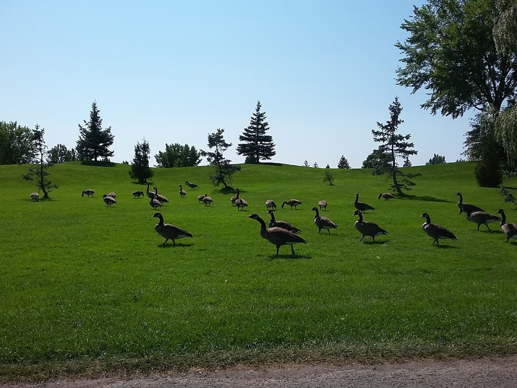 Club de Golf Le Versant Inc | 2075 Côte de Terrebonne, Terrebonne, QC J6Y 1H6, Canada | Phone: (450) 964-2251