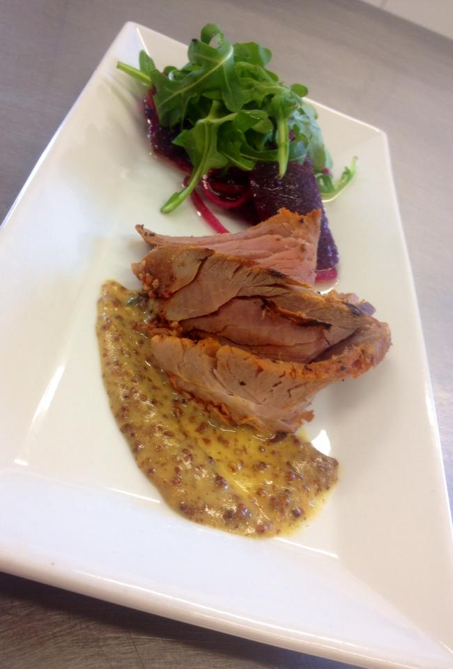 Resto-Bar Le Cube | 400 Route Laurier, Sainte-Croix, QC G0S 2H0, Canada | Phone: (418) 926-3244