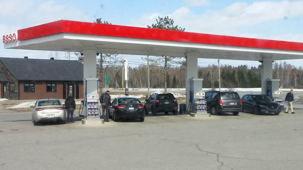 Esso | 25 Rue des Pins, Deschambault, QC G0A 1S0, Canada | Phone: (418) 286-4164