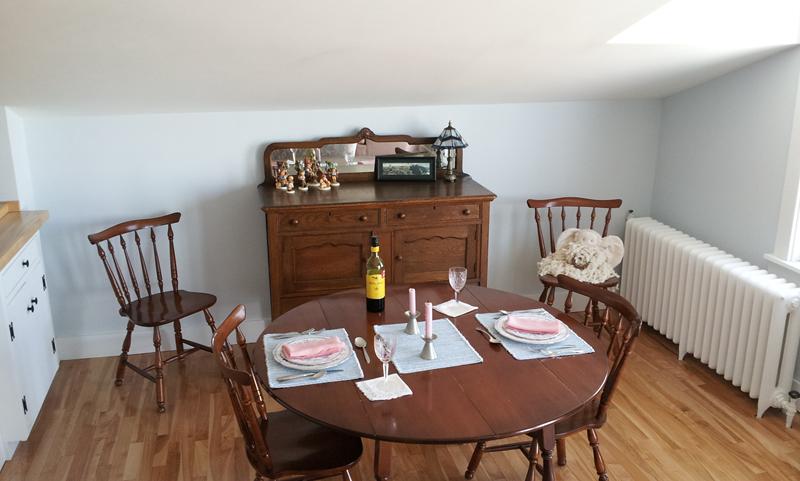 Retas Hideaway by the Harbour | 318 Main St, Wolfville, NS B4P 1C4, Canada | Phone: (902) 542-5607