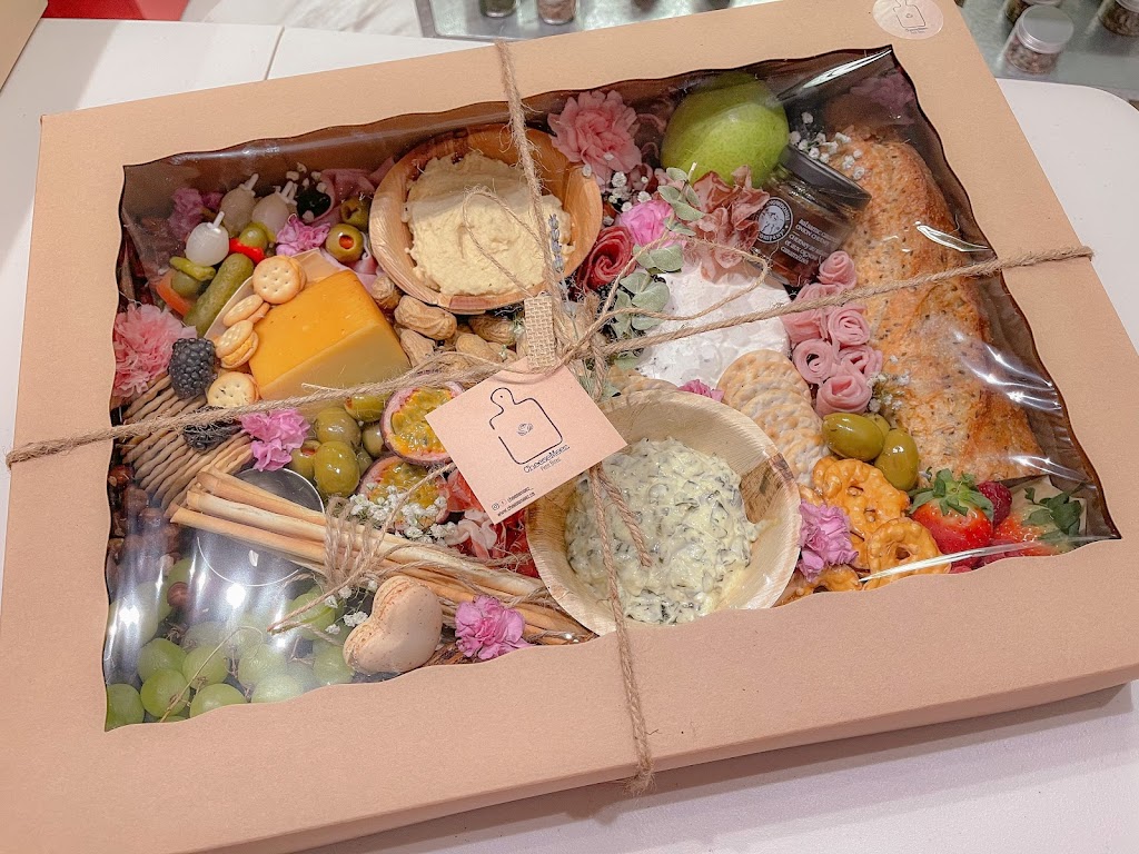 CheeseMeez | 9390 Woodbine Ave Unit 1SK8, Markham, ON L6C 0M5, Canada | Phone: (647) 494-1000