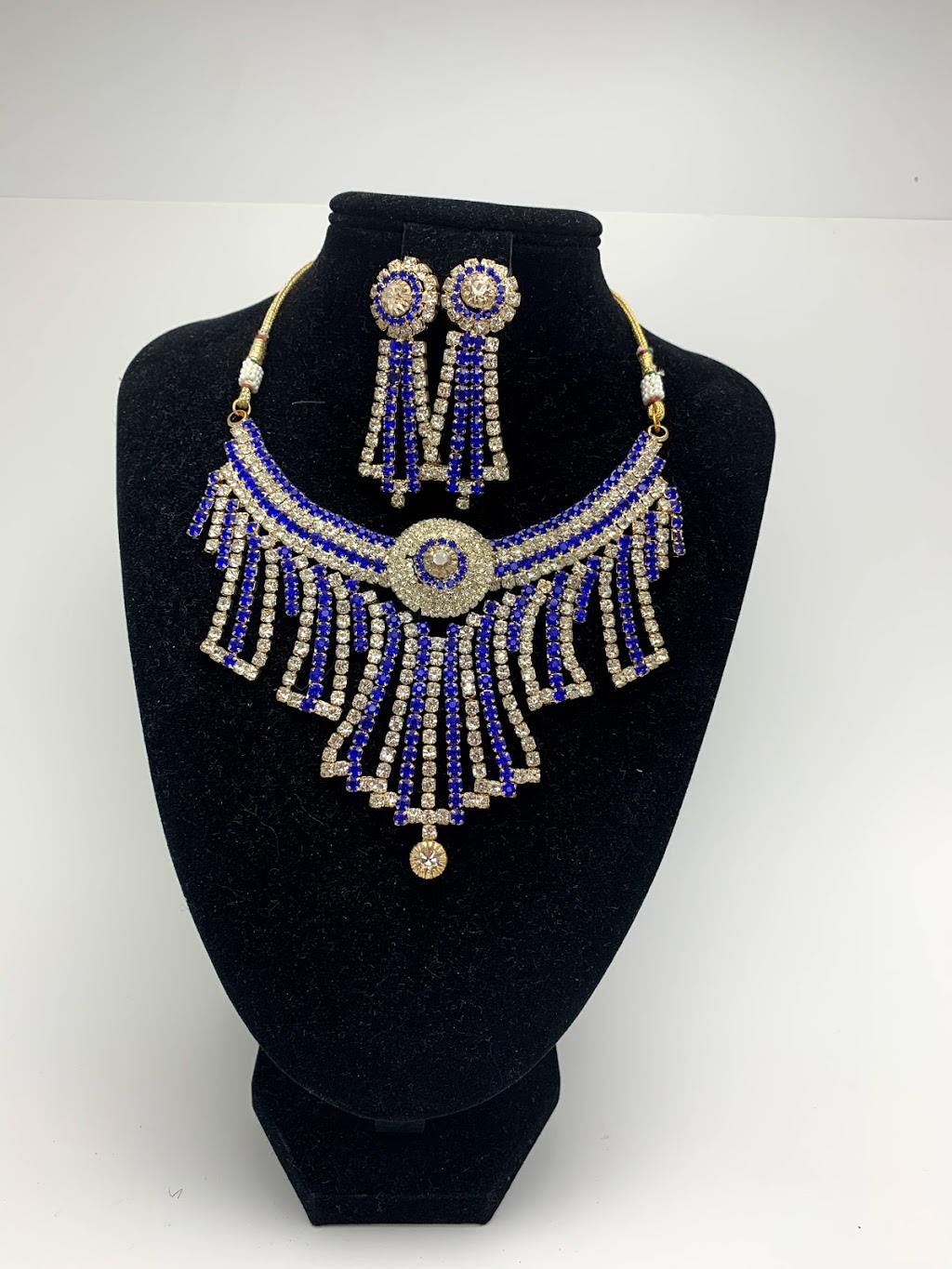 Ganga Textiles & Fashions | 3351 Markham Rd #122, Scarborough, ON M1X 0A6, Canada | Phone: (416) 907-9712