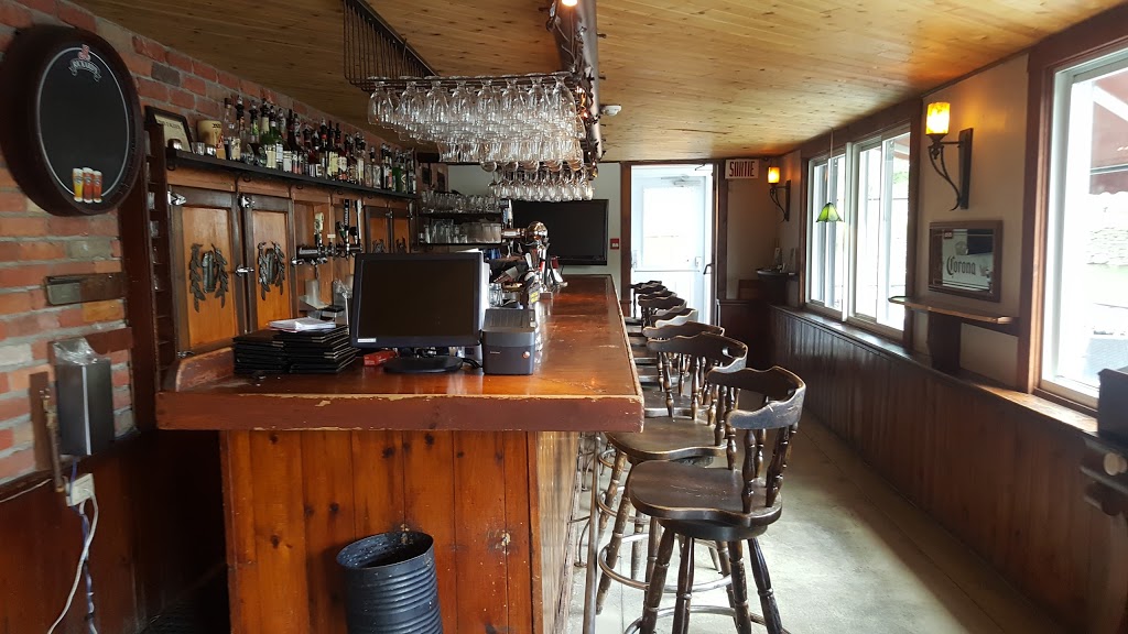 Pilsen Restaurant et Pub | 55 Rue Main, North Hatley, QC J0B 2C0, Canada | Phone: (819) 842-2971