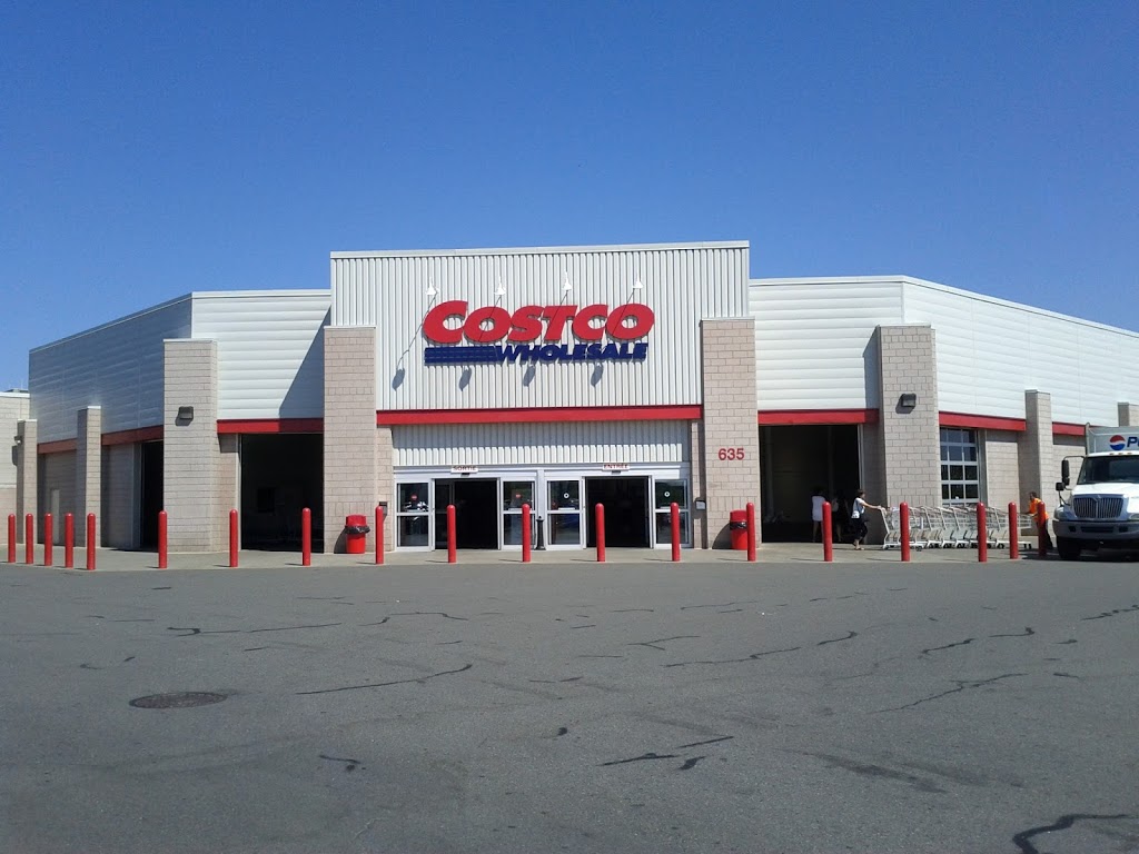 Costco Wholesale | 635 Chemin de Touraine, Boucherville, QC J4B 5E4, Canada | Phone: (450) 645-2631