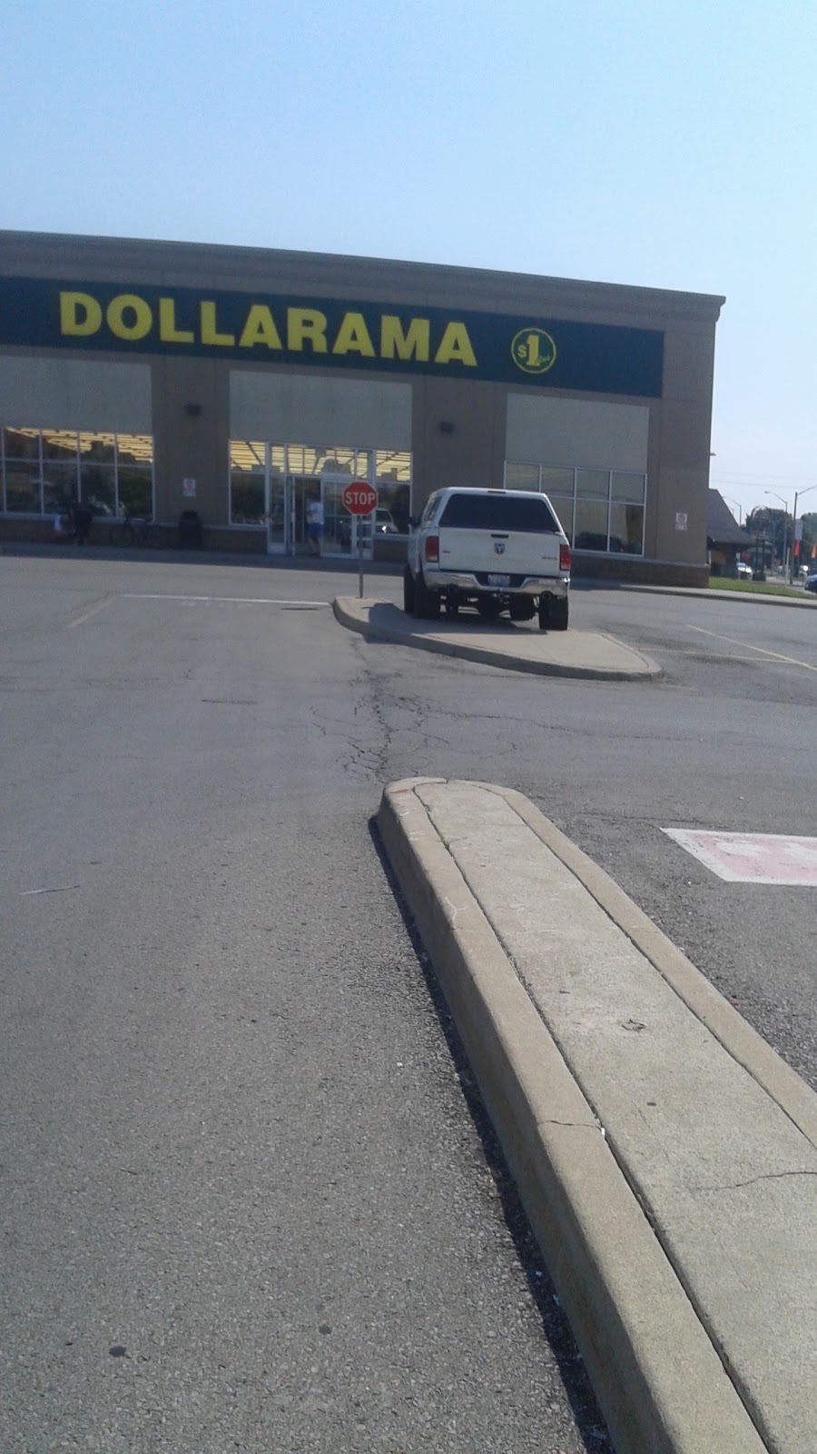 Dollarama | 50 Market St. S., Market Square, Brantford, ON N3S 2E3, Canada | Phone: (226) 250-3026