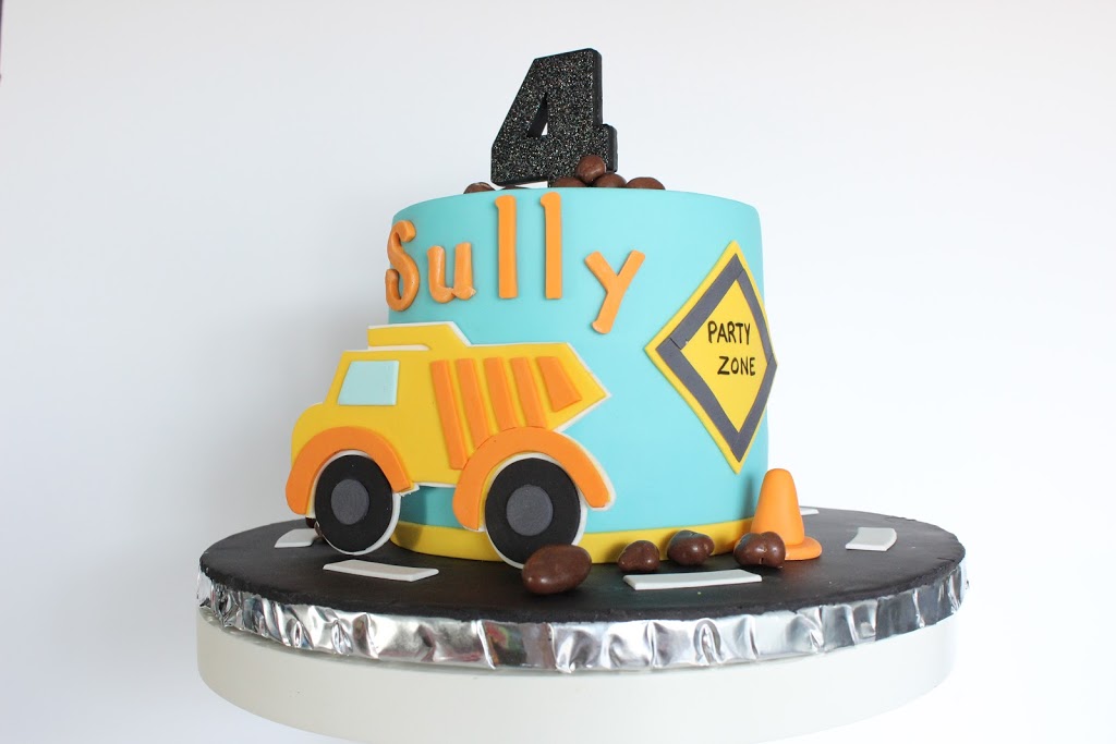 Cakeology Custom Cakes | 4 Spur Ave, Kanata, ON K2M 2B5, Canada
