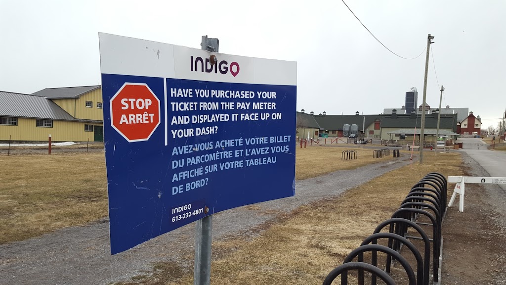 Indigo | 901 Prince of Wales Dr, Ottawa, ON K2C 3J9, Canada | Phone: (613) 232-4801