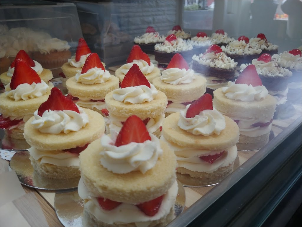 The Market Basket | 19 Sawdon Dr, Whitby, ON L1N 9E9, Canada | Phone: (905) 728-9442